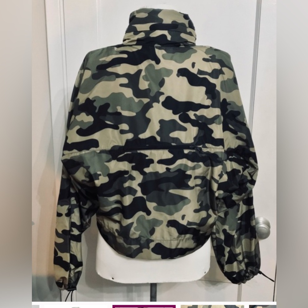 ZARA Cropped Camo Backpack Rain Jacket - Picture 4 of 6
